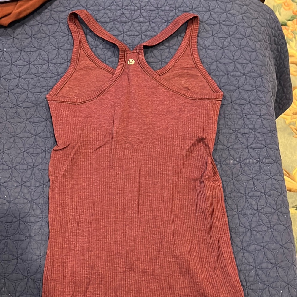 Lulu lemon tank